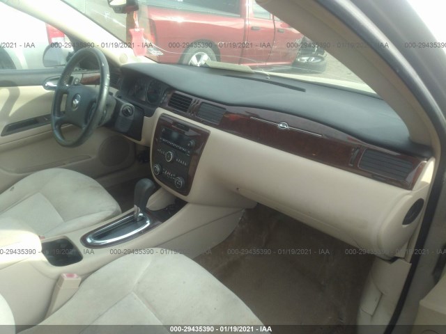 Photo 4 VIN: 2G1WB5EK4A1210840 - CHEVROLET IMPALA 