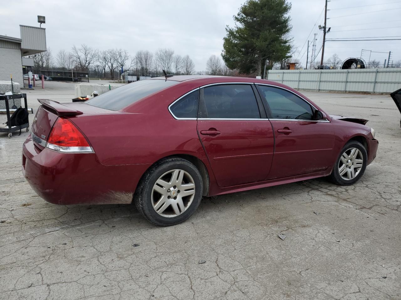 Photo 2 VIN: 2G1WB5EK4B1190509 - CHEVROLET IMPALA 