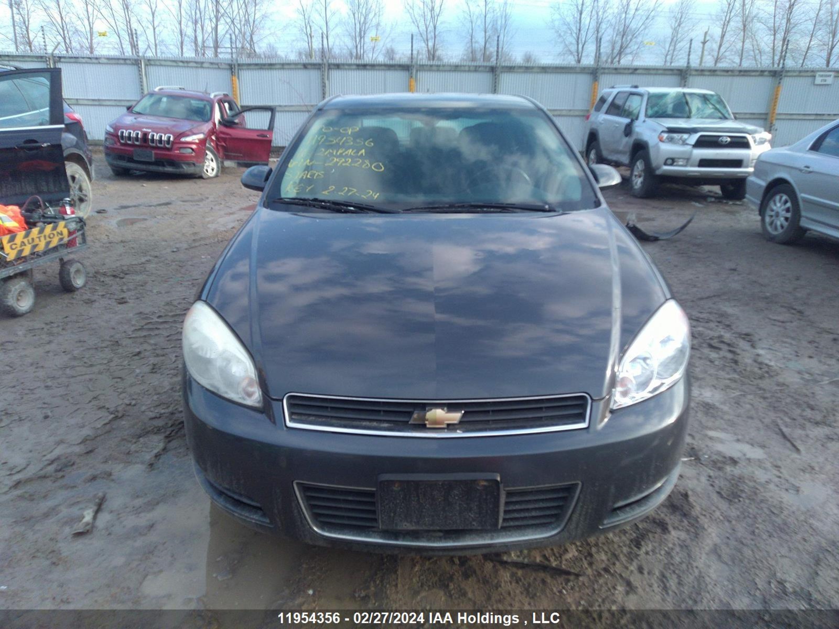 Photo 11 VIN: 2G1WB5EK4B1292280 - CHEVROLET IMPALA 