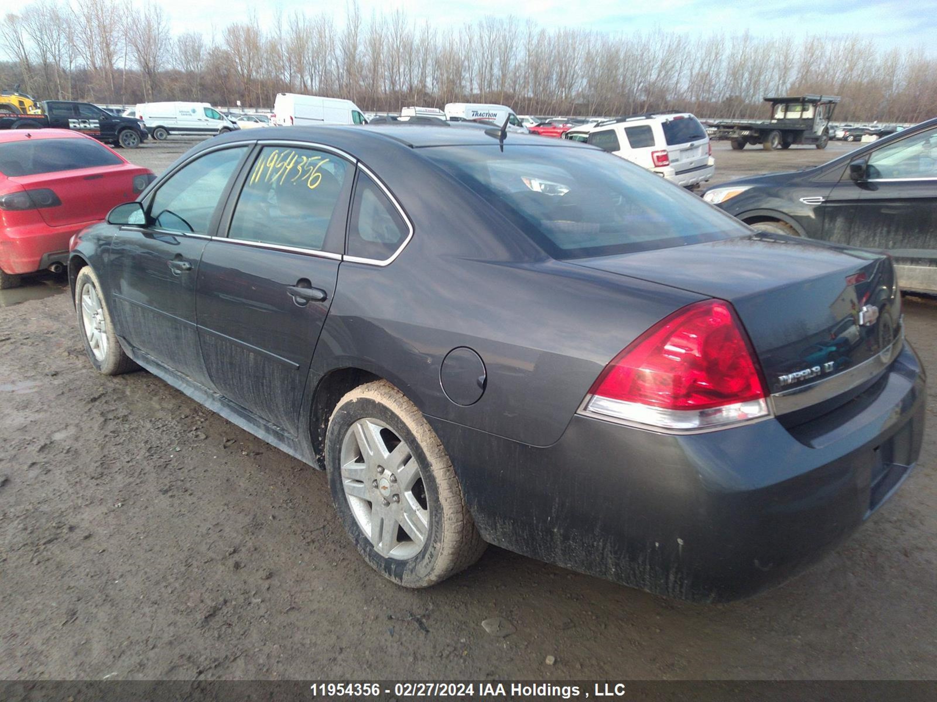 Photo 2 VIN: 2G1WB5EK4B1292280 - CHEVROLET IMPALA 