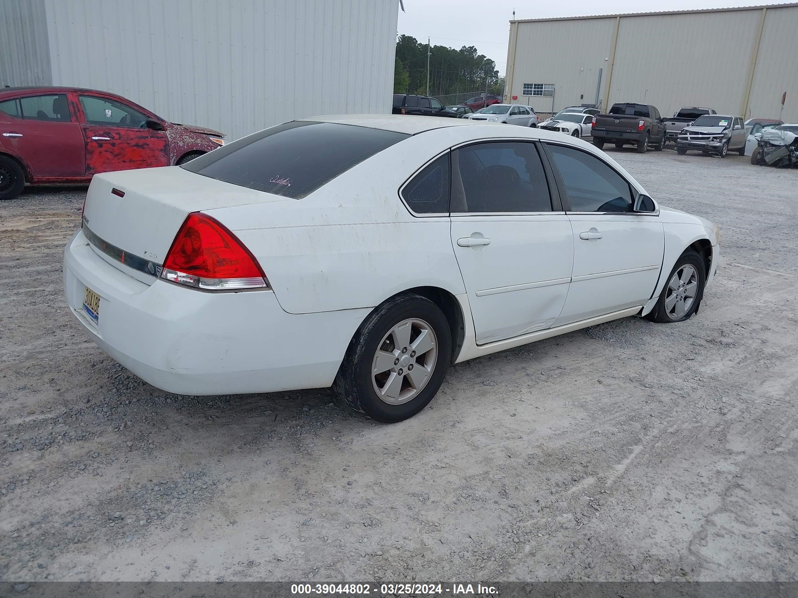 Photo 3 VIN: 2G1WB5EK7A1183732 - CHEVROLET IMPALA 