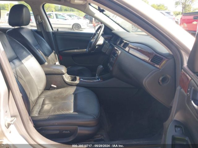 Photo 4 VIN: 2G1WB5EK7B1229948 - CHEVROLET IMPALA 