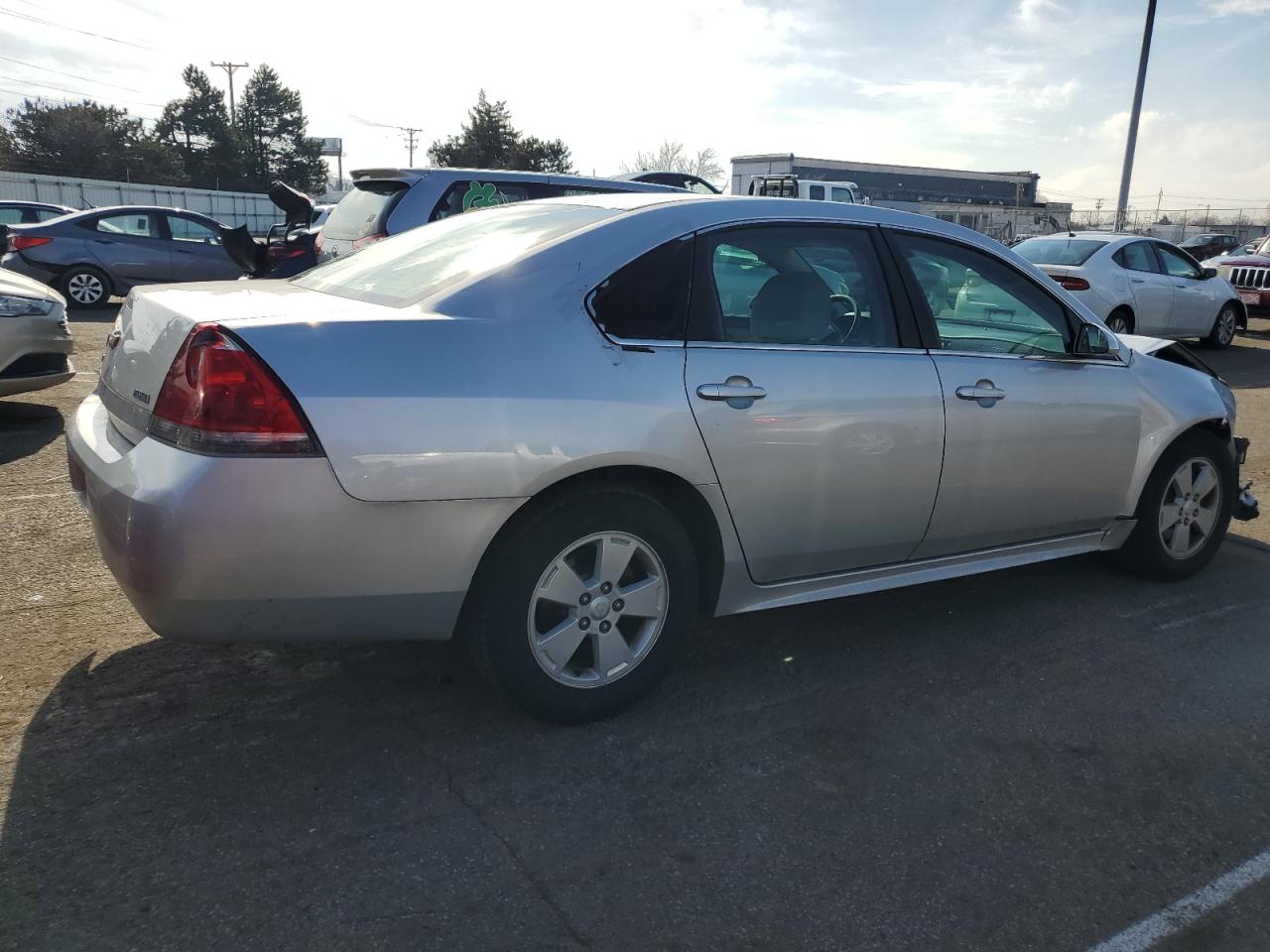 Photo 2 VIN: 2G1WB5EK9A1132202 - CHEVROLET IMPALA 