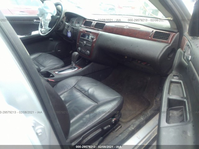 Photo 4 VIN: 2G1WB5EKXA1127574 - CHEVROLET IMPALA 