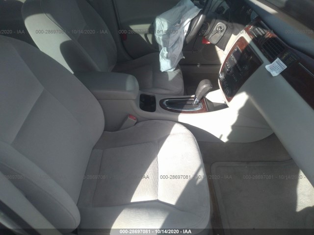 Photo 4 VIN: 2G1WB5EN2A1241417 - CHEVROLET IMPALA 