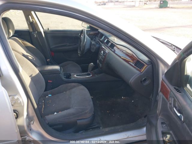 Photo 4 VIN: 2G1WB5EN2A1245712 - CHEVROLET IMPALA 