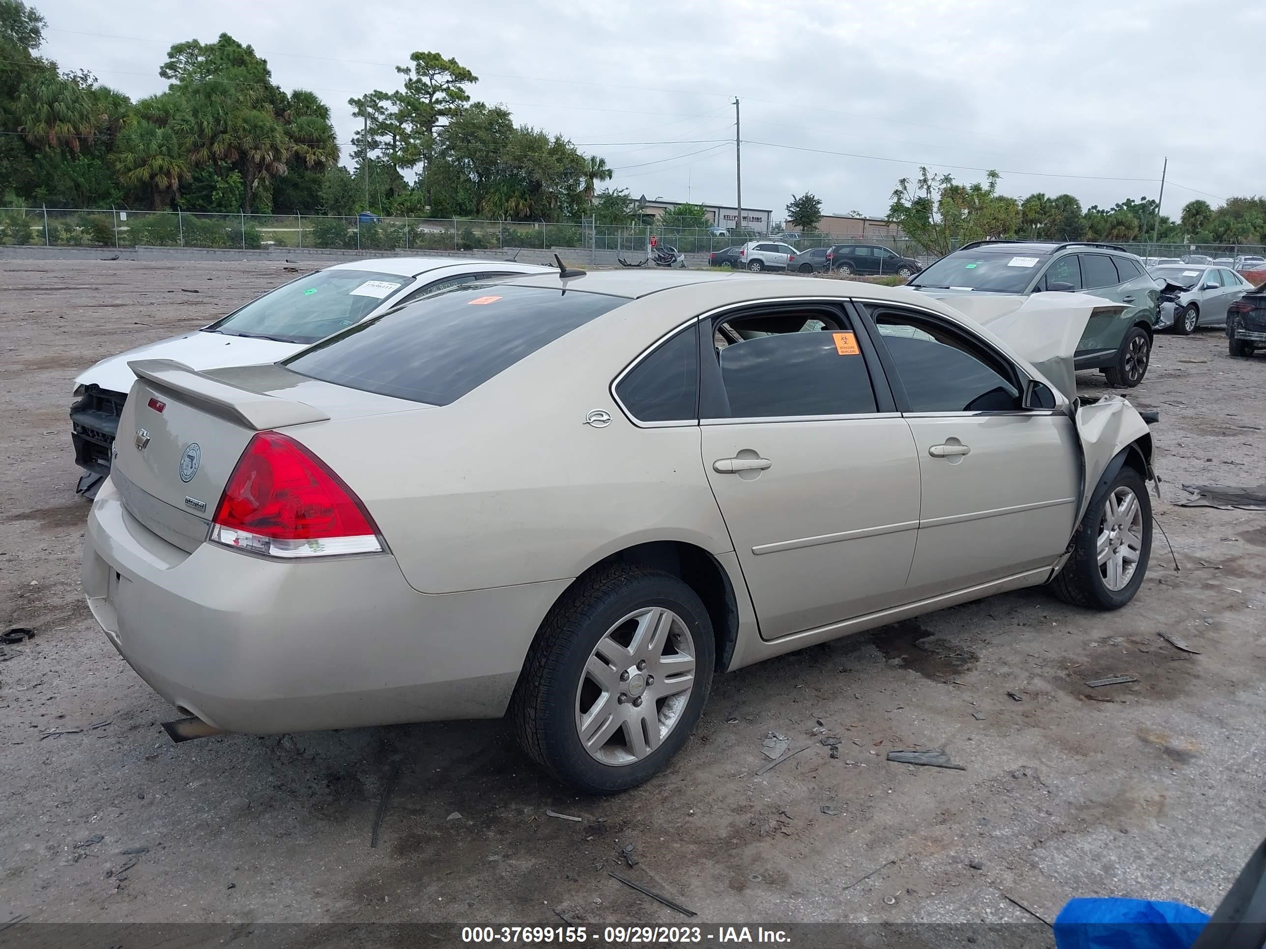 Photo 3 VIN: 2G1WC583789203782 - CHEVROLET IMPALA 