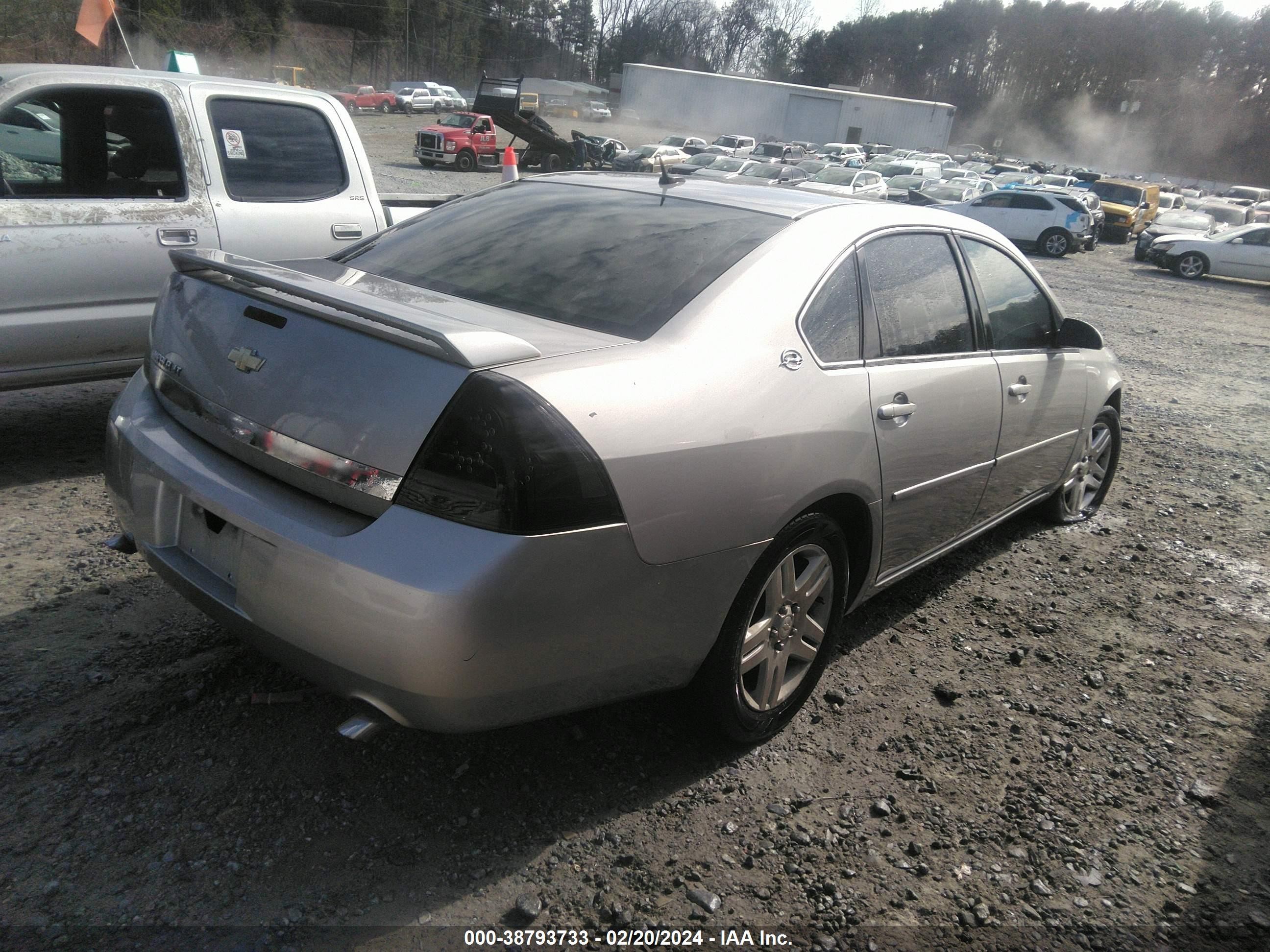 Photo 3 VIN: 2G1WC58R079291867 - CHEVROLET IMPALA 