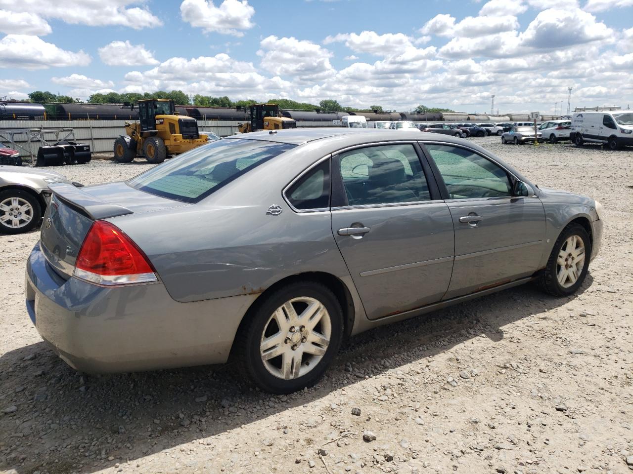 Photo 2 VIN: 2G1WC58R379238676 - CHEVROLET IMPALA 