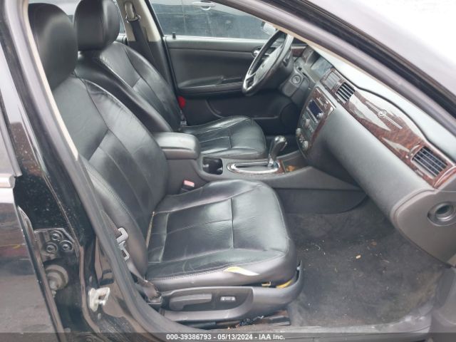 Photo 4 VIN: 2G1WC5E31C1132154 - CHEVROLET IMPALA 