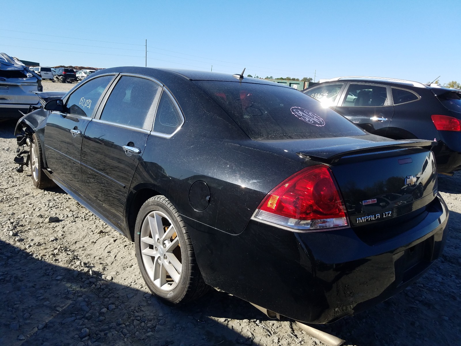 Photo 2 VIN: 2G1WC5E31C1307003 - CHEVROLET IMPALA LTZ 