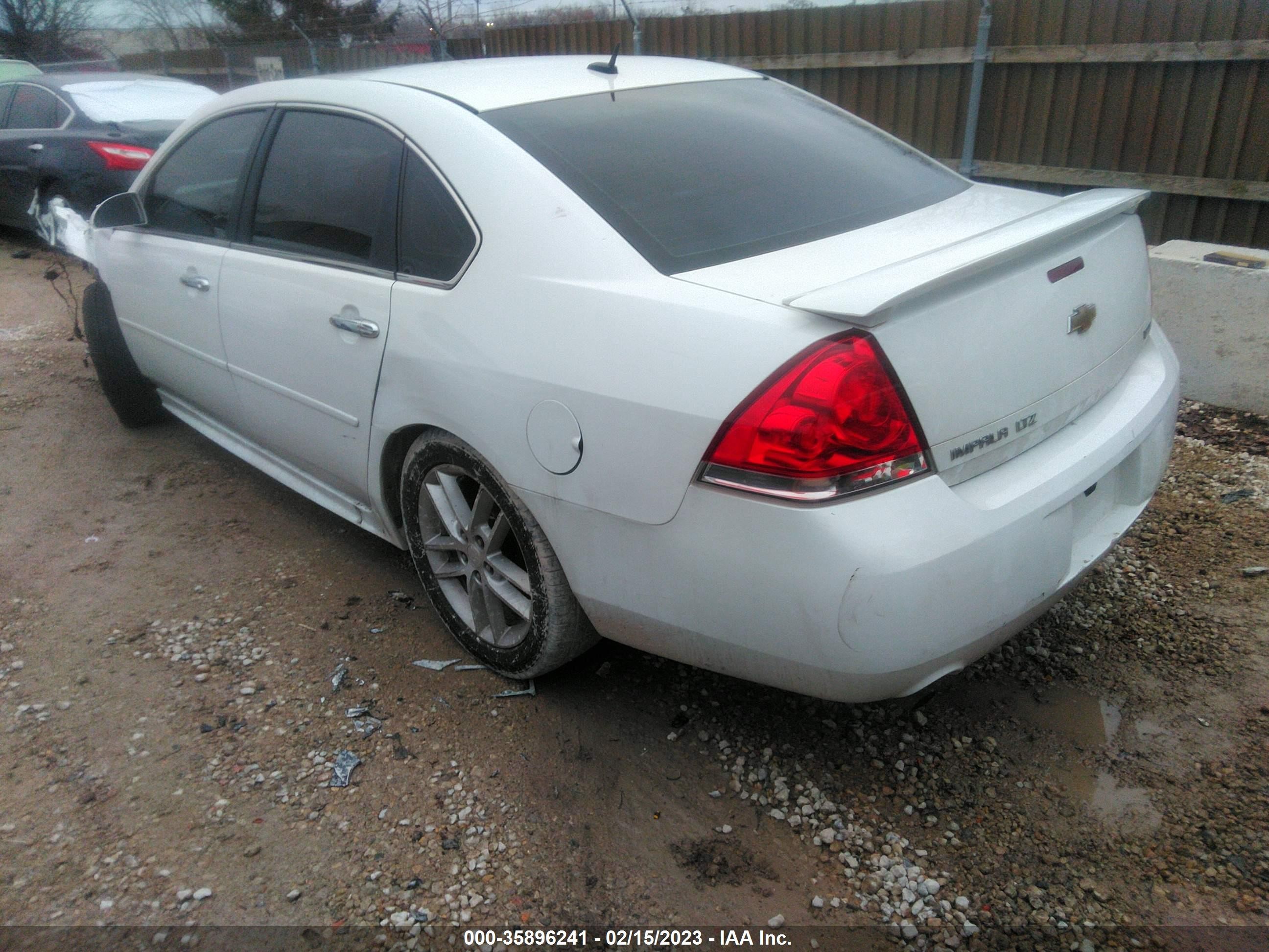 Photo 2 VIN: 2G1WC5E31D1204214 - CHEVROLET IMPALA 