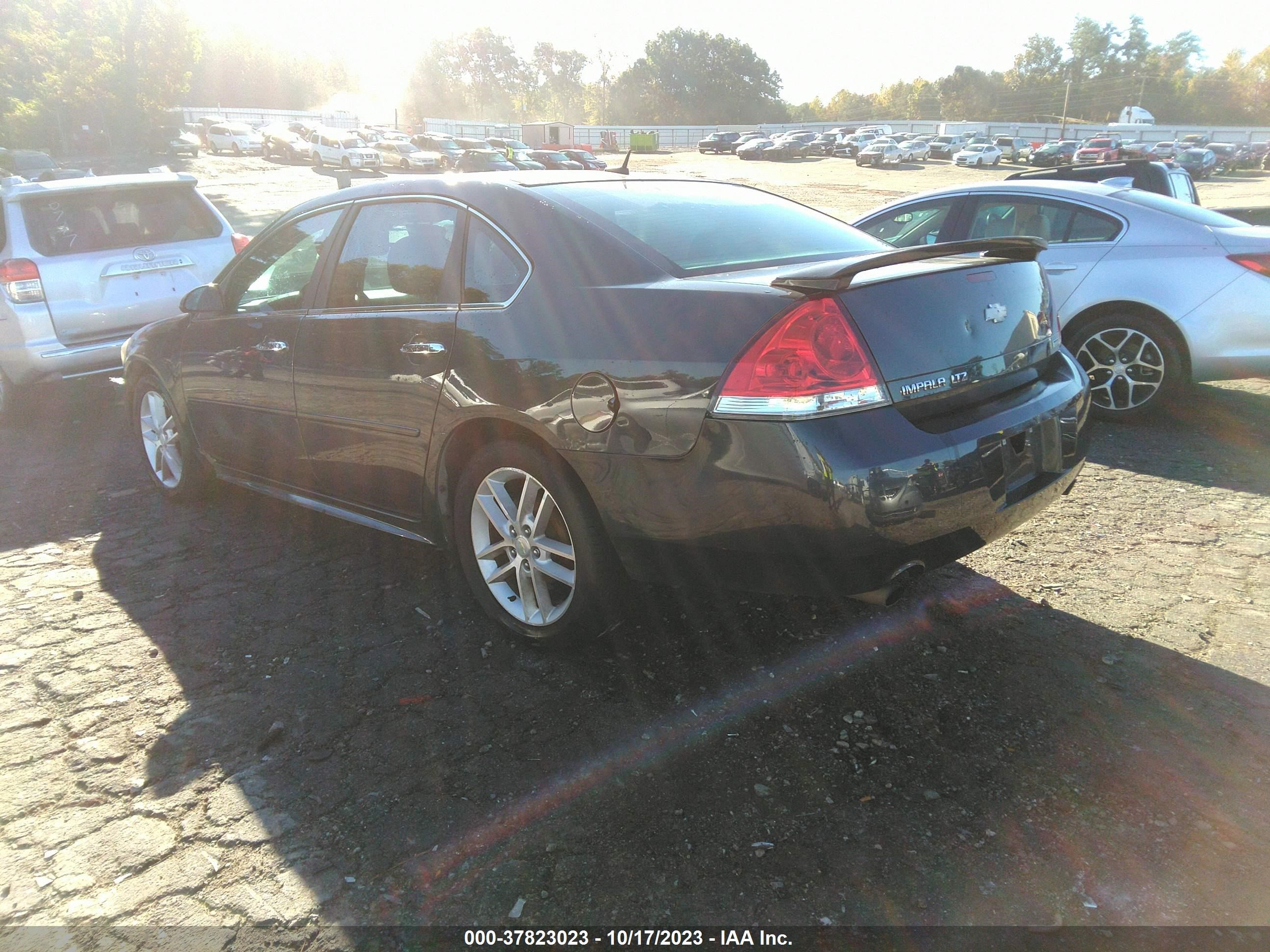 Photo 2 VIN: 2G1WC5E32D1209115 - CHEVROLET IMPALA 