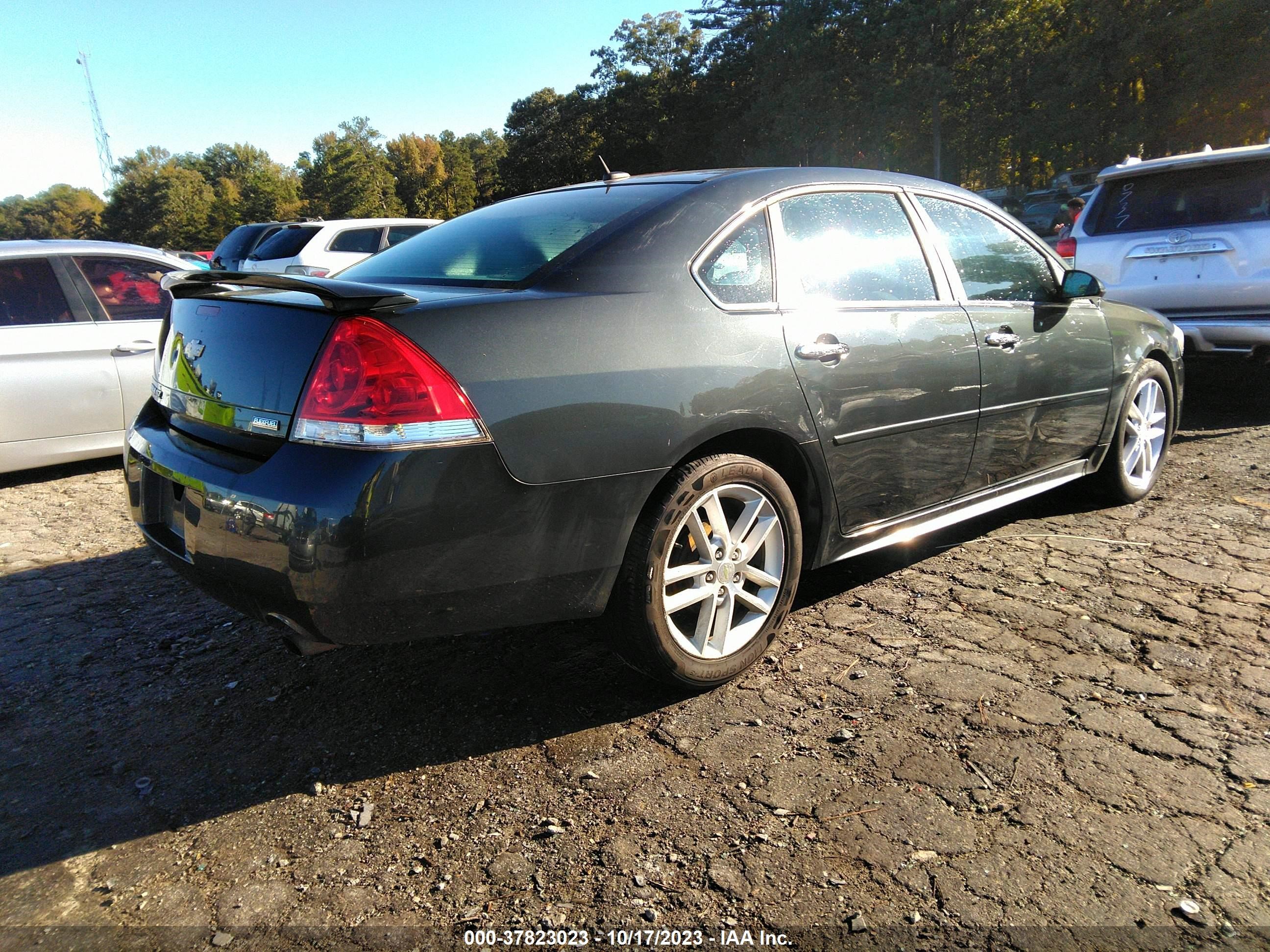 Photo 3 VIN: 2G1WC5E32D1209115 - CHEVROLET IMPALA 