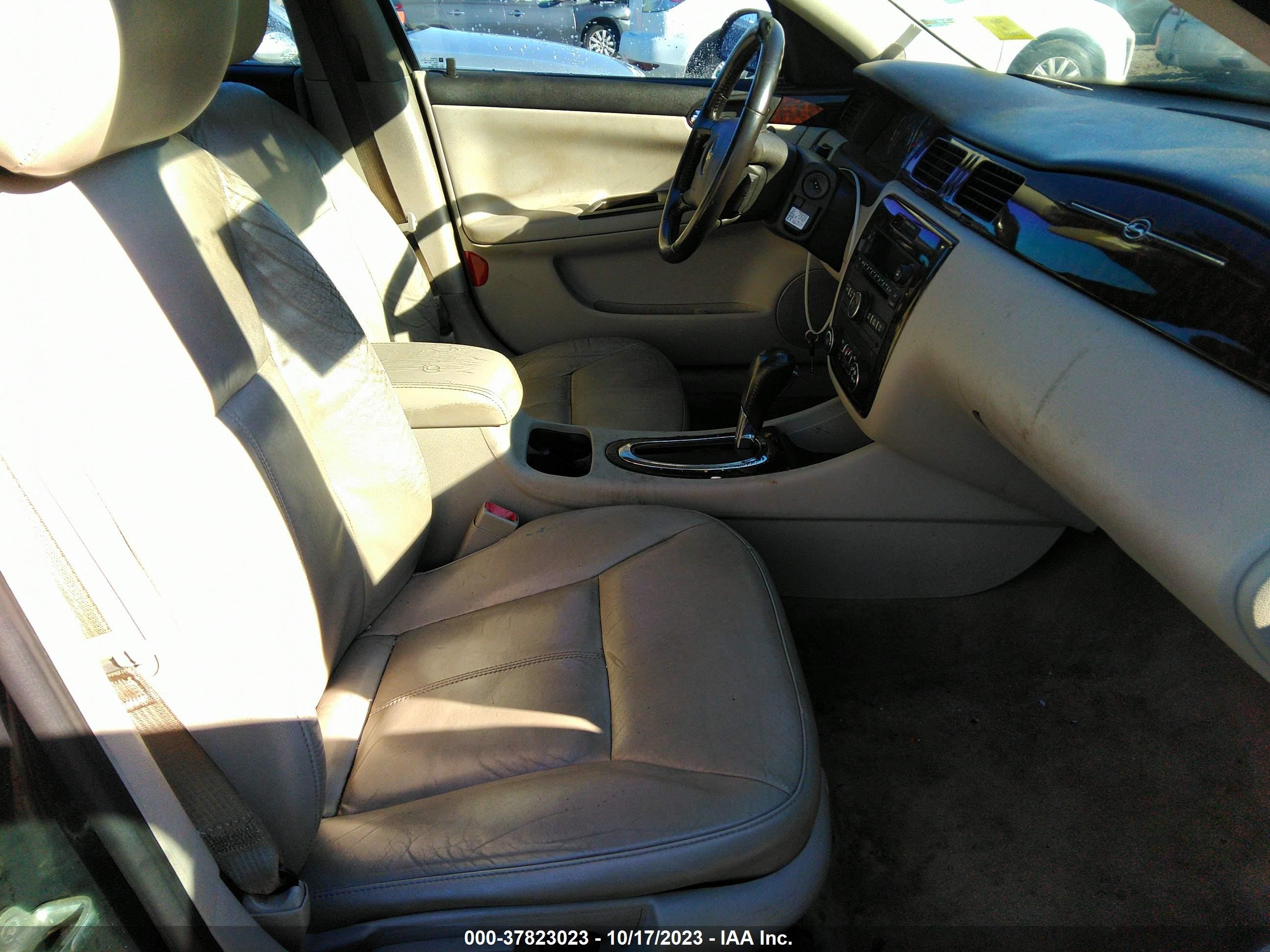 Photo 4 VIN: 2G1WC5E32D1209115 - CHEVROLET IMPALA 