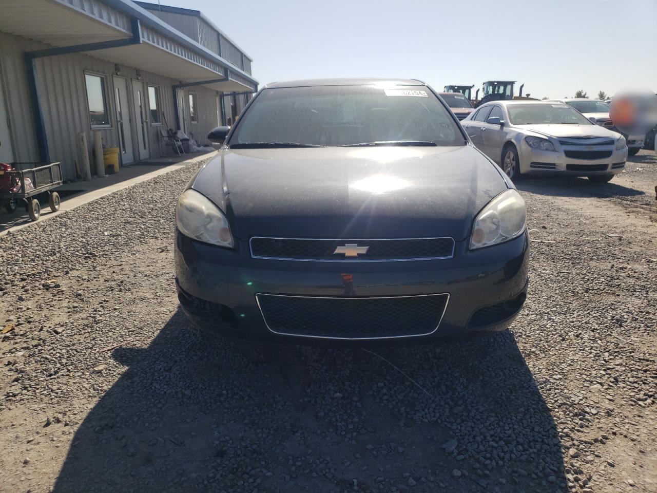 Photo 4 VIN: 2G1WC5E32E1116998 - CHEVROLET IMPALA 