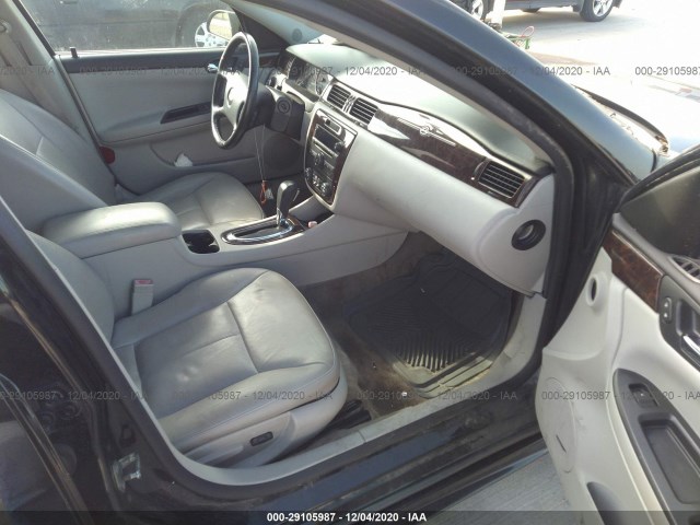 Photo 4 VIN: 2G1WC5E33D1125806 - CHEVROLET IMPALA 