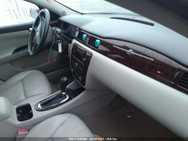 Photo 4 VIN: 2G1WC5E33D1258534 - CHEVROLET IMPALA 