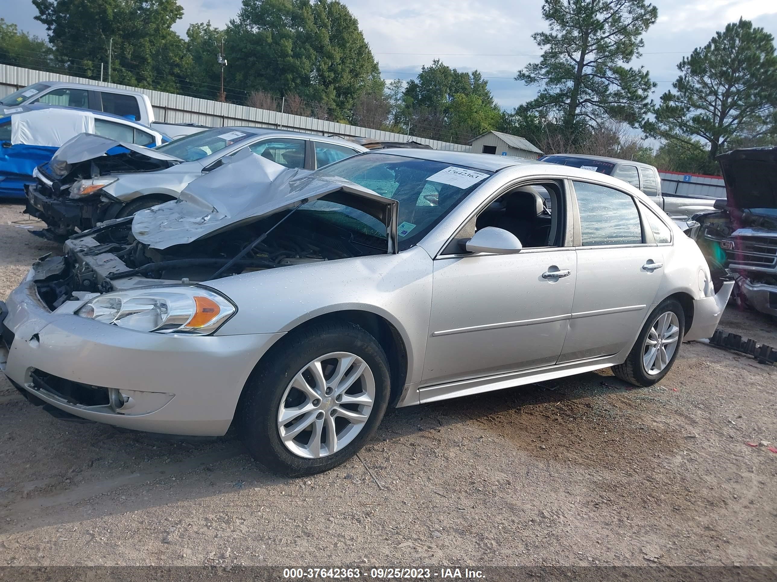 Photo 14 VIN: 2G1WC5E33G1162245 - CHEVROLET IMPALA 