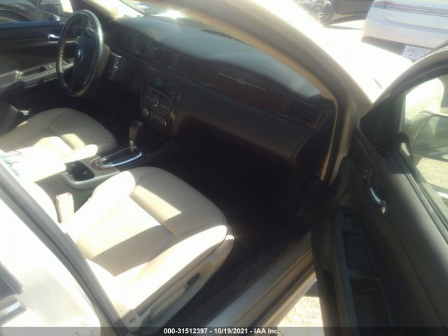 Photo 4 VIN: 2G1WC5E35C1139463 - CHEVROLET IMPALA 