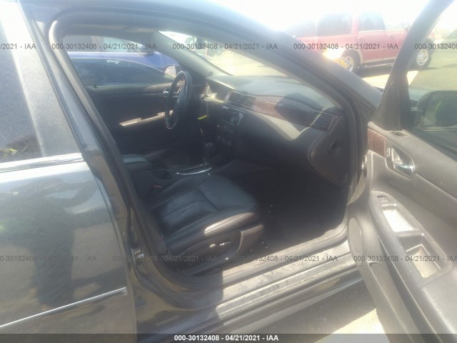 Photo 4 VIN: 2G1WC5E35C1234721 - CHEVROLET IMPALA 