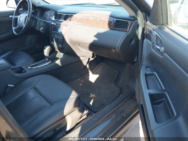 Photo 4 VIN: 2G1WC5E35D1197946 - CHEVROLET IMPALA 