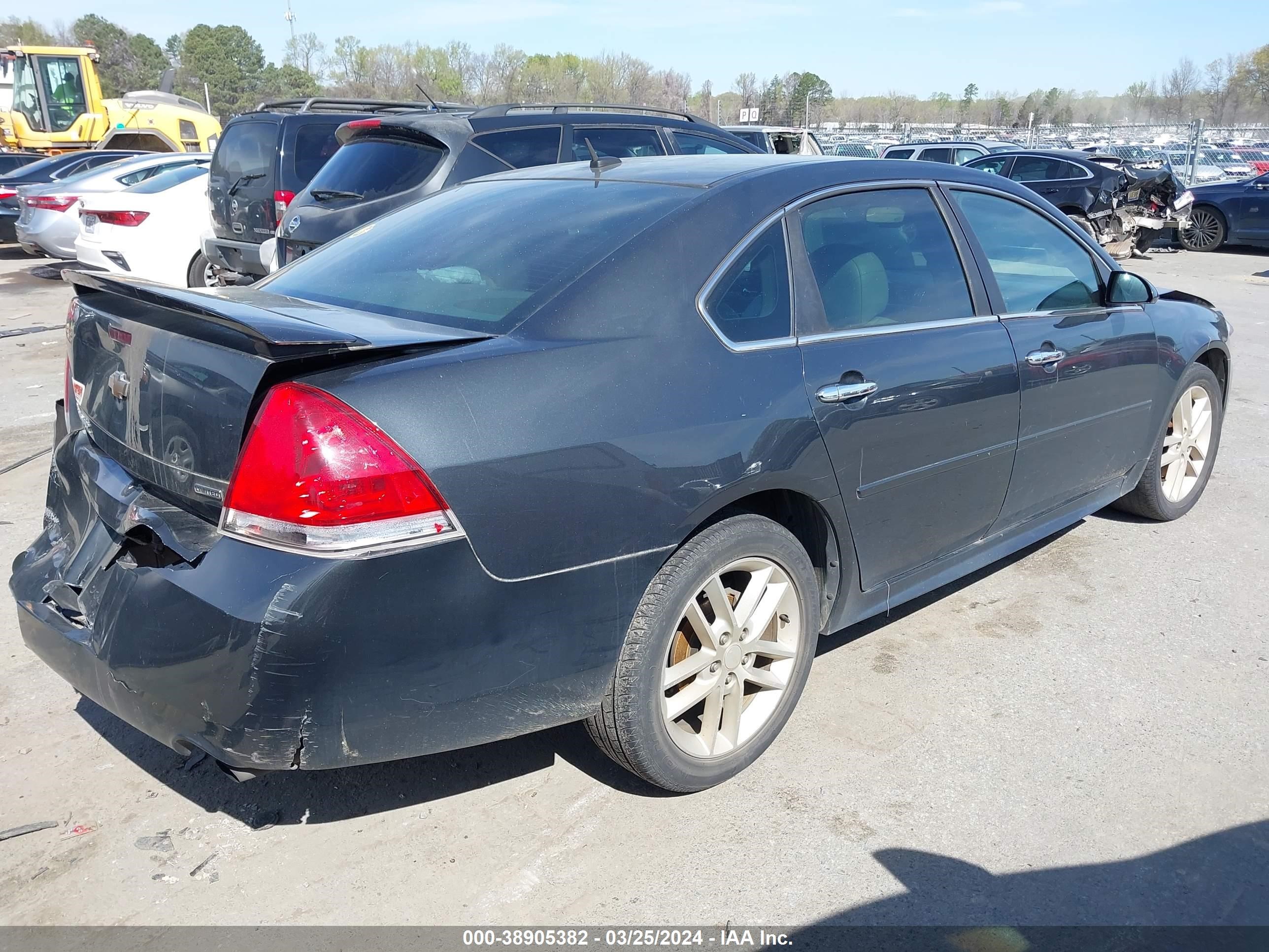 Photo 3 VIN: 2G1WC5E35E1152913 - CHEVROLET IMPALA LIMITED 