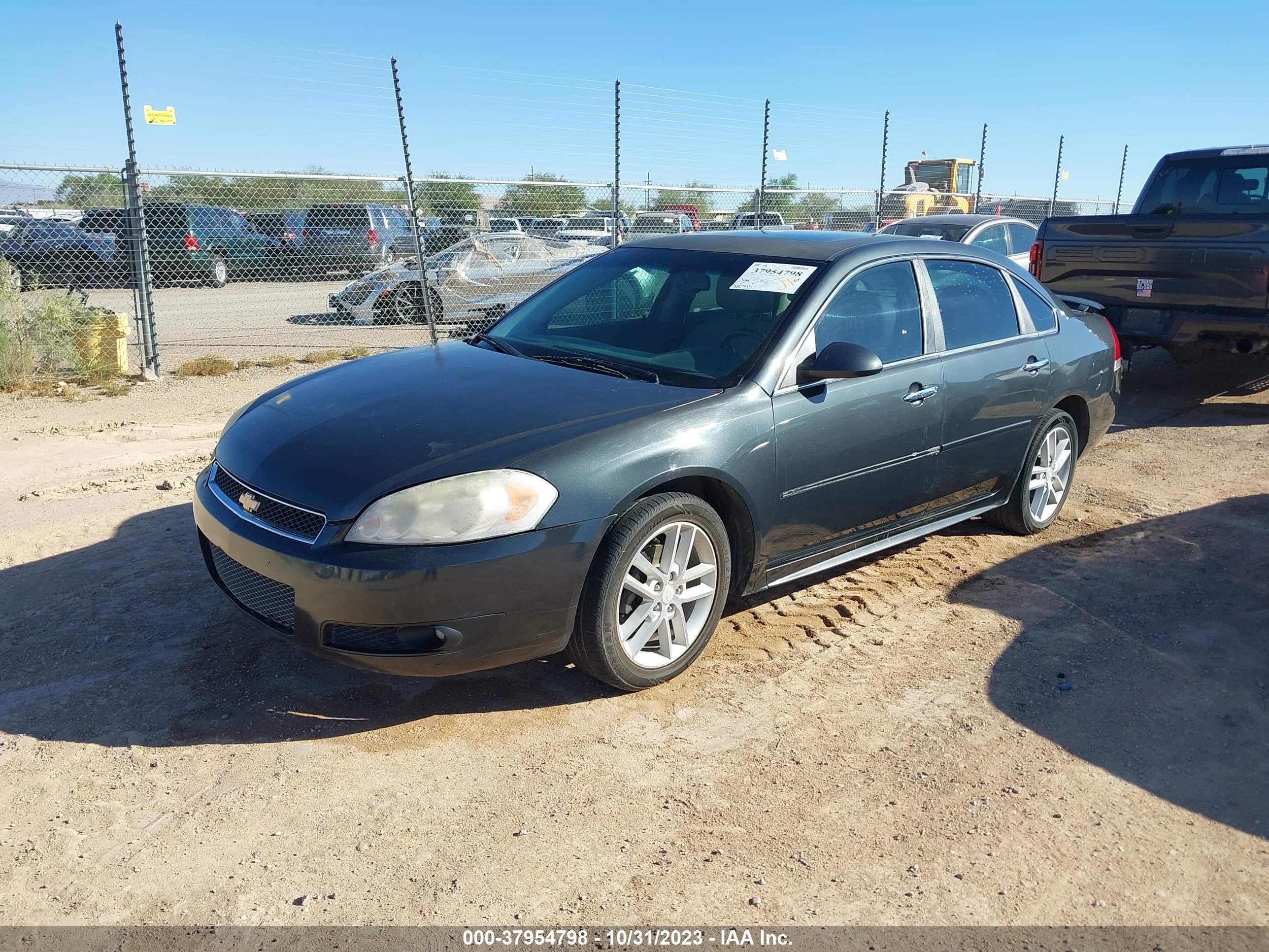 Photo 1 VIN: 2G1WC5E36C1327943 - CHEVROLET IMPALA 