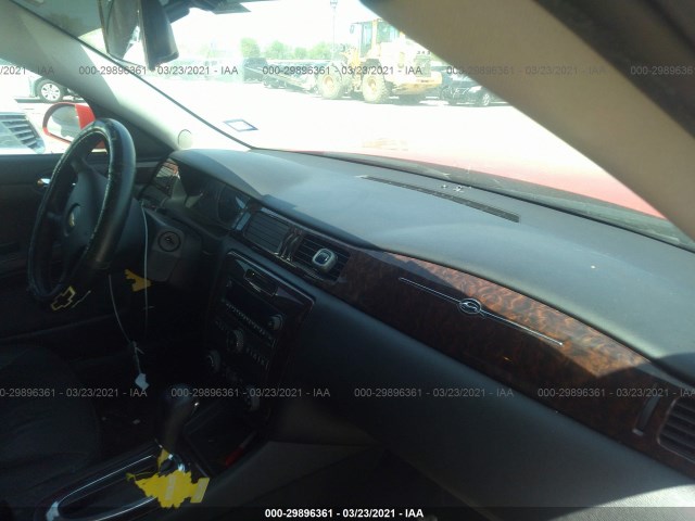 Photo 4 VIN: 2G1WC5E36D1242523 - CHEVROLET IMPALA 