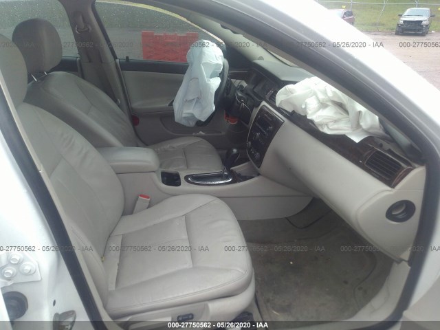 Photo 4 VIN: 2G1WC5E37C1232761 - CHEVROLET IMPALA 