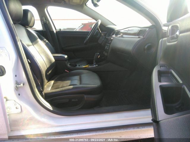 Photo 4 VIN: 2G1WC5E37D1217789 - CHEVROLET IMPALA 