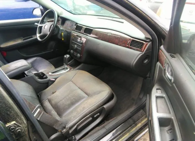 Photo 4 VIN: 2G1WC5E38D1133433 - CHEVROLET IMPALA 