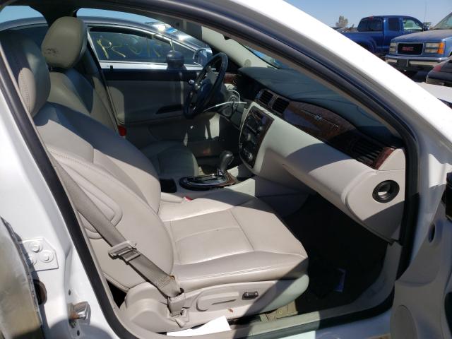 Photo 4 VIN: 2G1WC5E39C1252235 - CHEVROLET IMPALA LTZ 