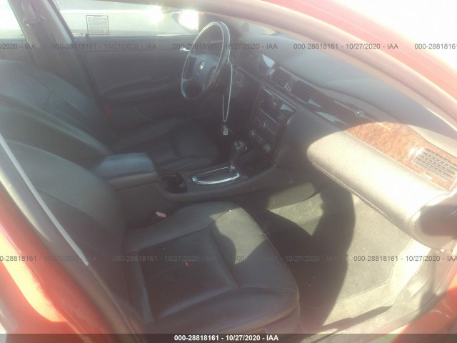 Photo 4 VIN: 2G1WC5E39D1102868 - CHEVROLET IMPALA 