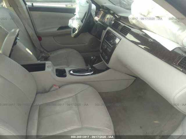 Photo 4 VIN: 2G1WC5E39D1203764 - CHEVROLET IMPALA 