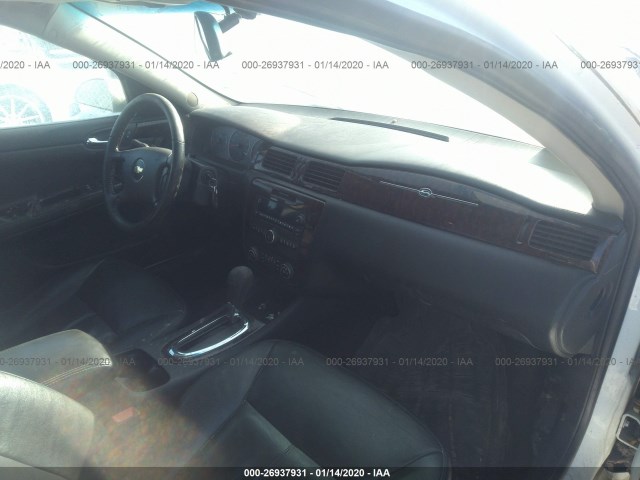 Photo 4 VIN: 2G1WC5E39D1223805 - CHEVROLET IMPALA 