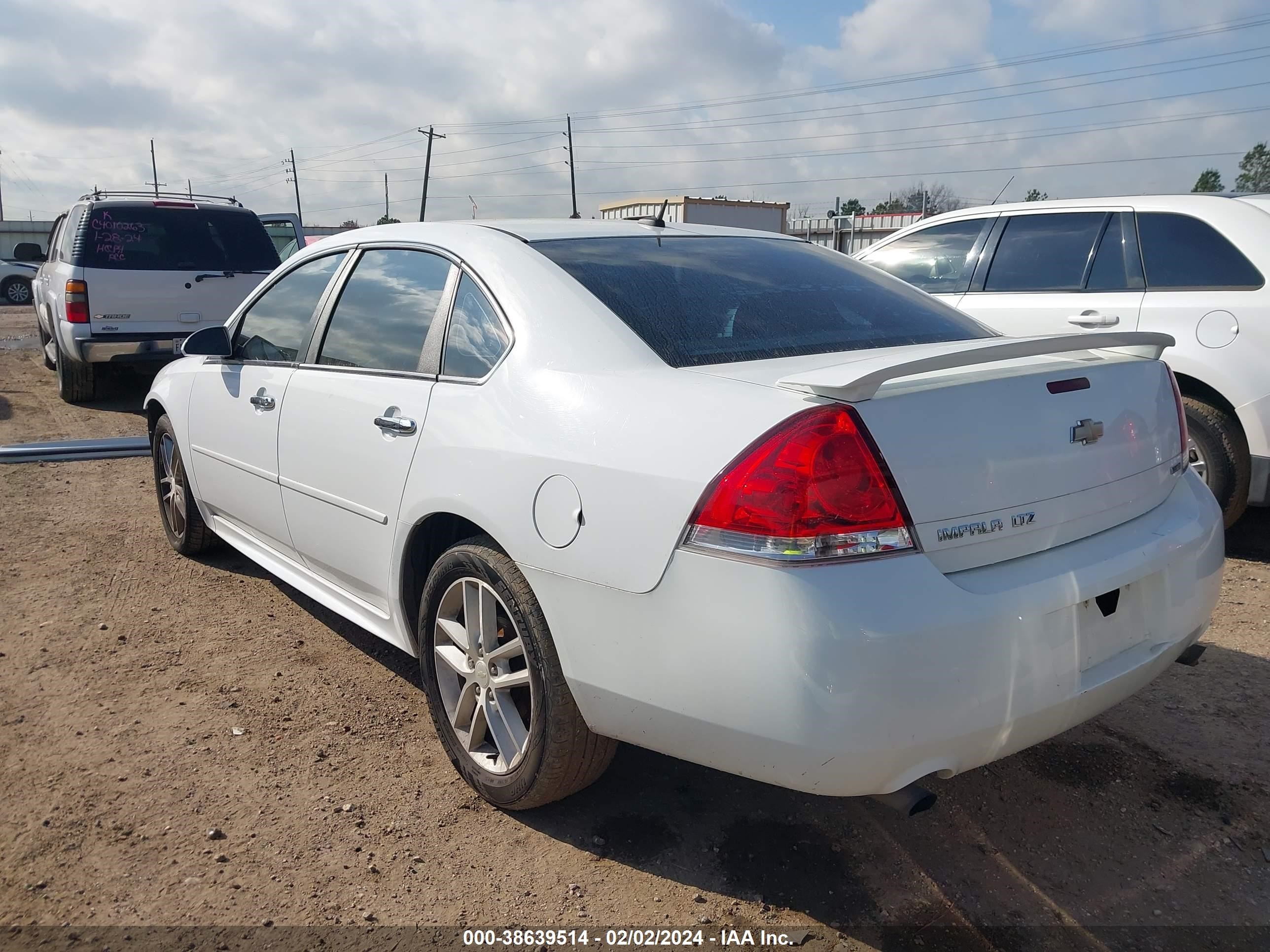 Photo 2 VIN: 2G1WC5E39G1115544 - CHEVROLET IMPALA 