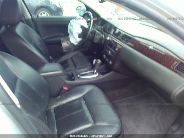 Photo 4 VIN: 2G1WC5E3XC1216733 - CHEVROLET IMPALA 