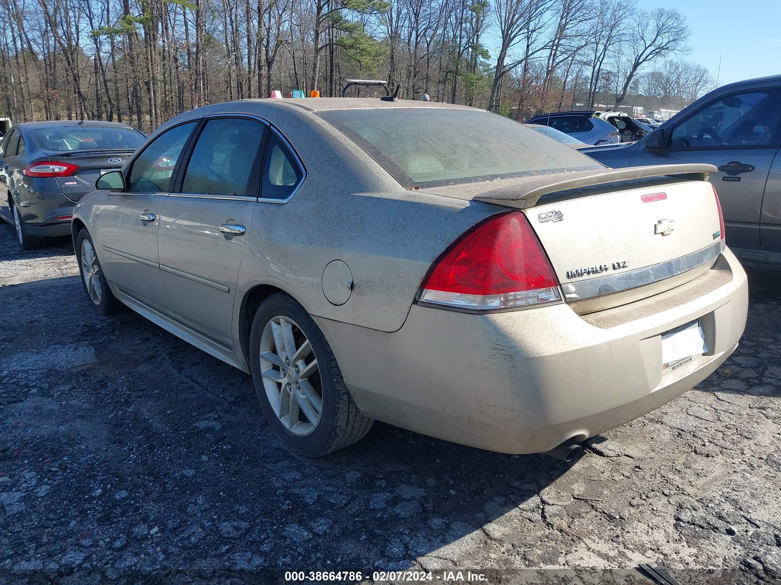 Photo 2 VIN: 2G1WC5EM2A1206221 - CHEVROLET IMPALA 