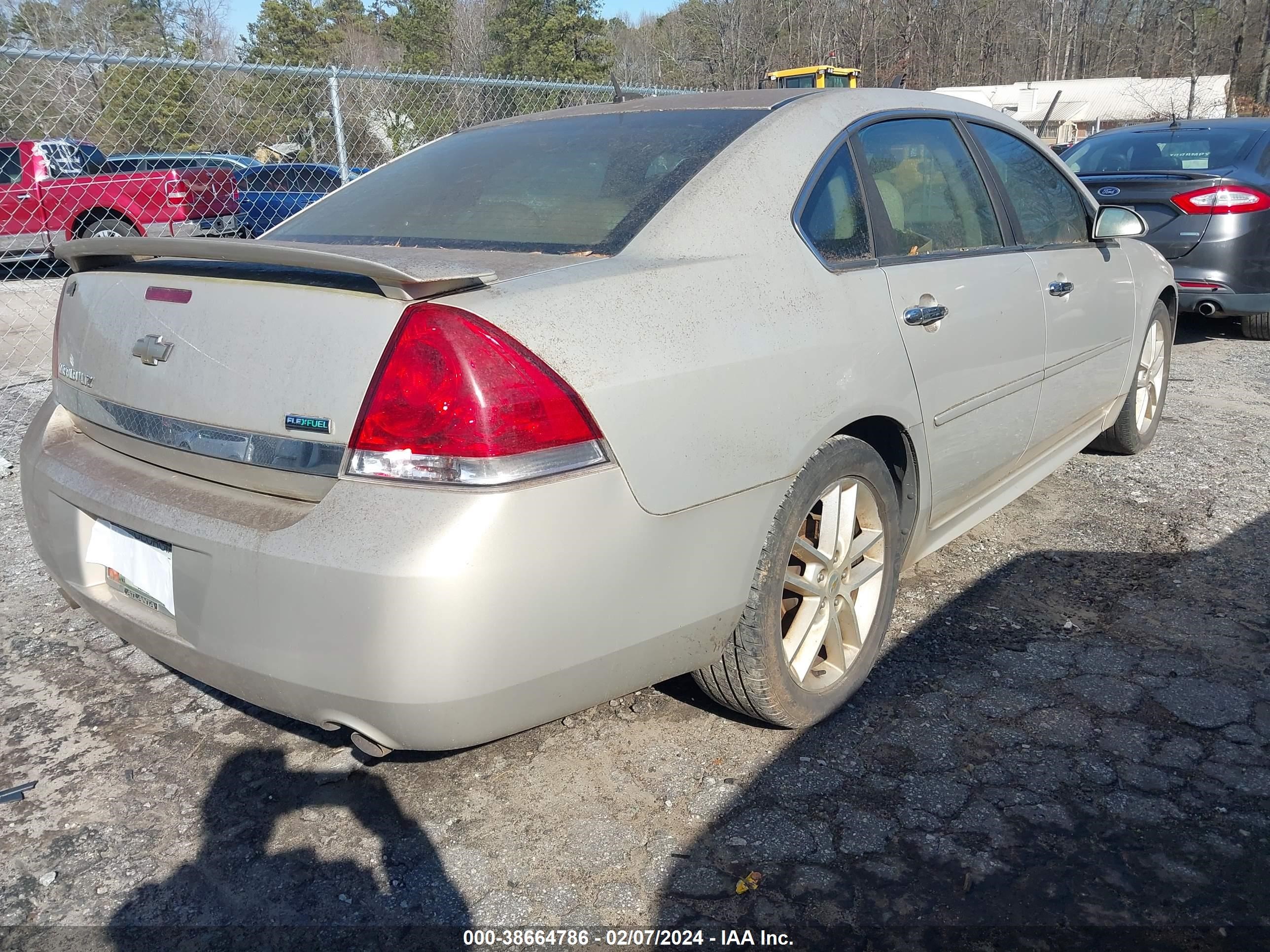 Photo 3 VIN: 2G1WC5EM2A1206221 - CHEVROLET IMPALA 