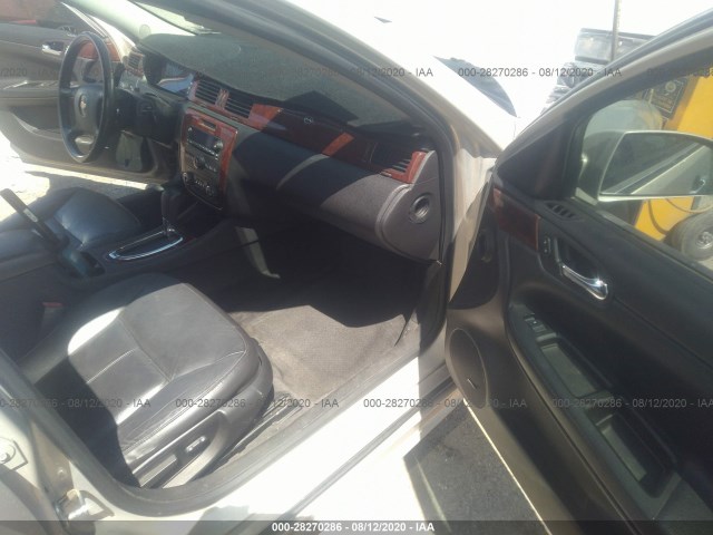 Photo 4 VIN: 2G1WC5EM8A1164122 - CHEVROLET IMPALA 