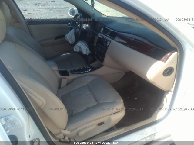 Photo 4 VIN: 2G1WC5EM8B1101586 - CHEVROLET IMPALA 