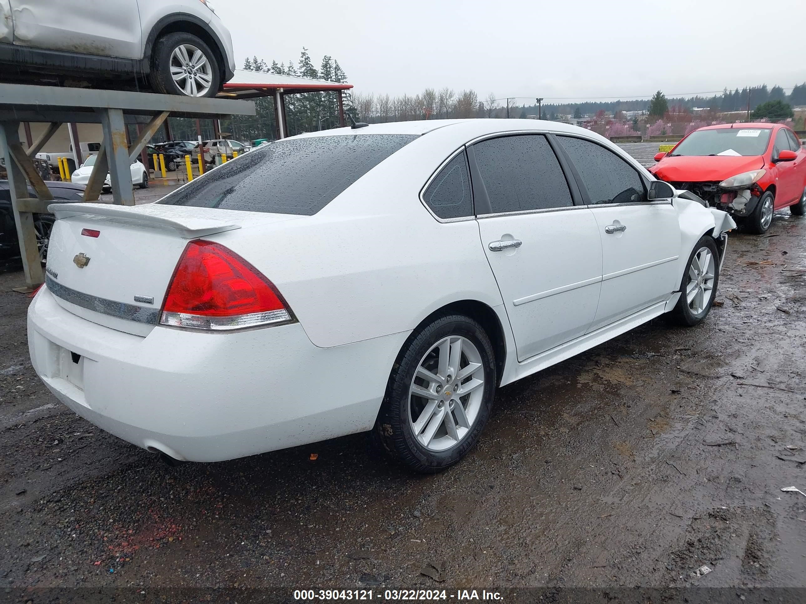 Photo 3 VIN: 2G1WC5EMXB1107048 - CHEVROLET IMPALA 