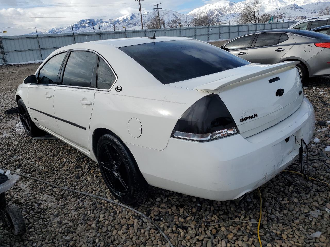 Photo 1 VIN: 2G1WD58C069155603 - CHEVROLET IMPALA 