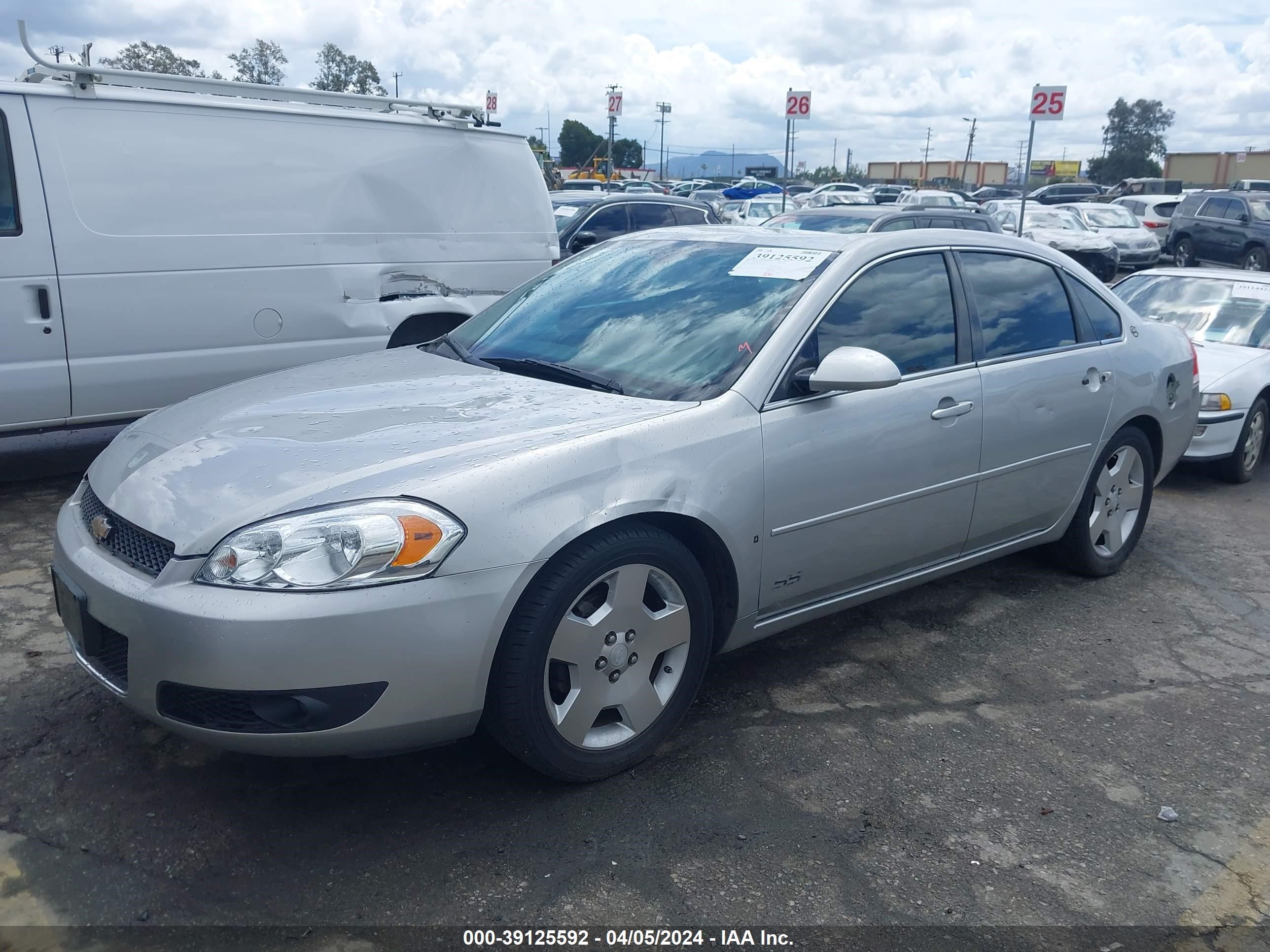 Photo 1 VIN: 2G1WD58C169283235 - CHEVROLET IMPALA 