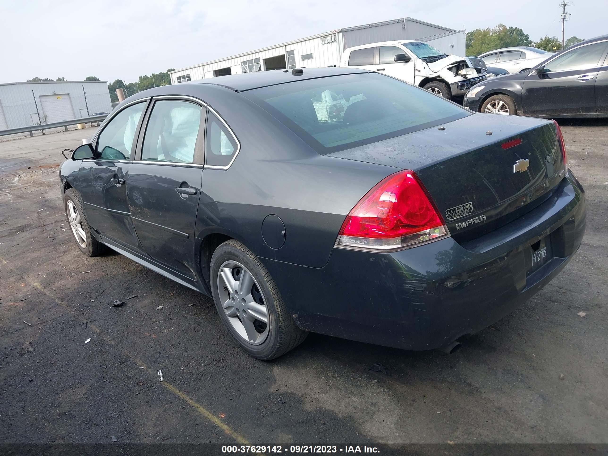 Photo 2 VIN: 2G1WD5E31E1166868 - CHEVROLET IMPALA 