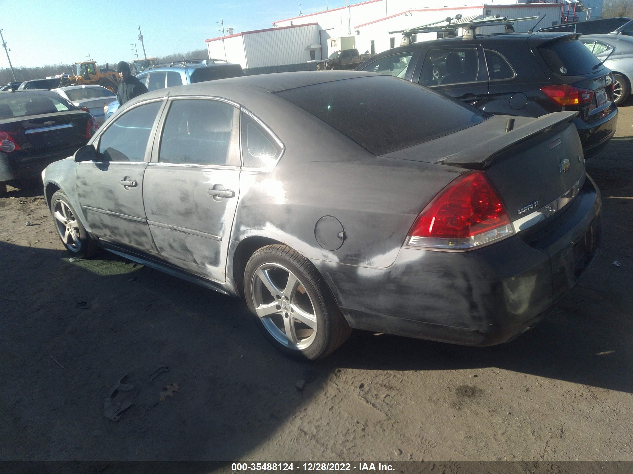 Photo 2 VIN: 2G1WD5EM0B1217071 - CHEVROLET IMPALA 