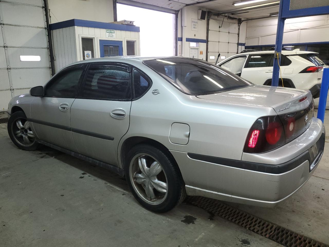 Photo 1 VIN: 2G1WF52E259341730 - CHEVROLET IMPALA 