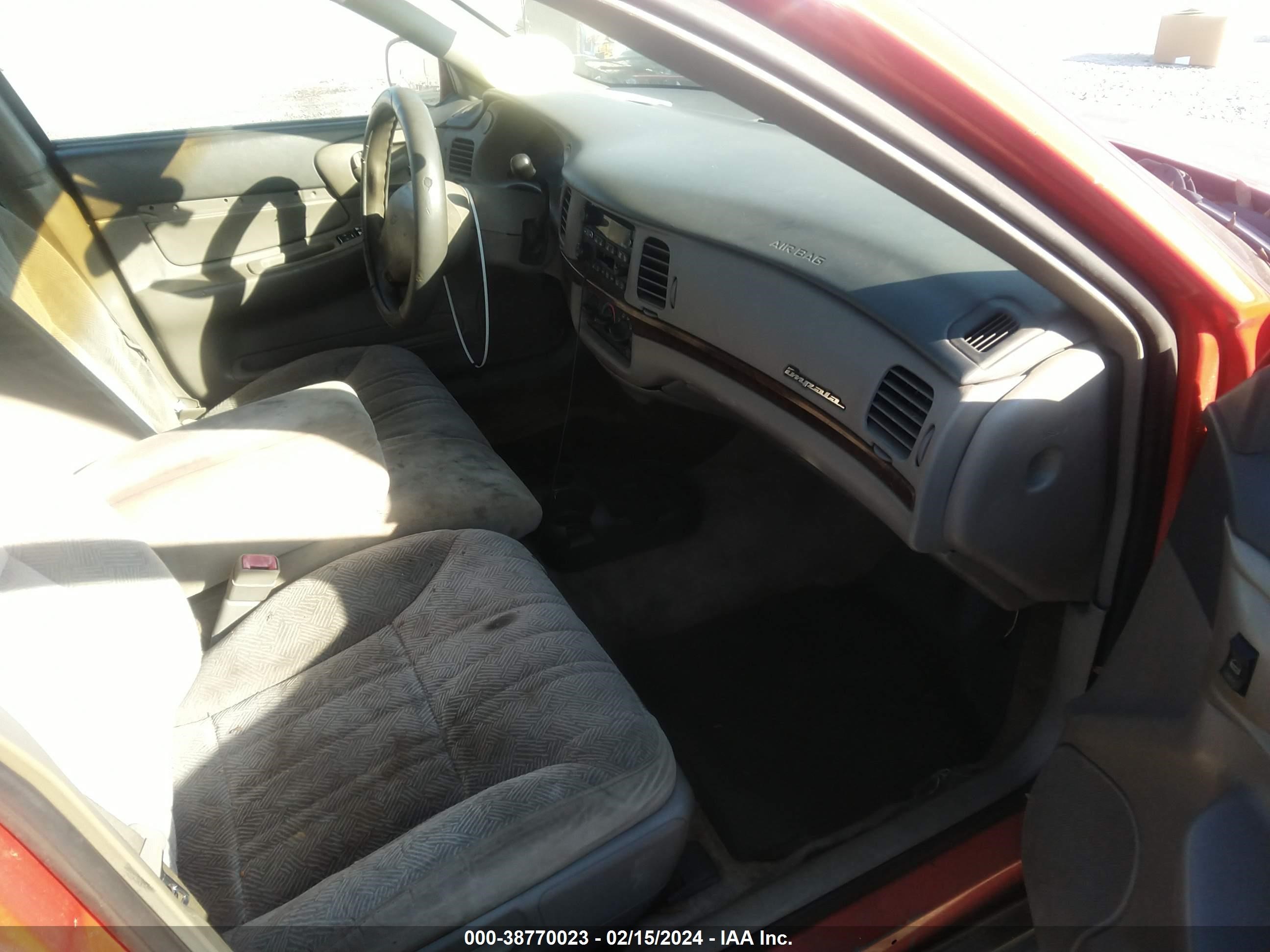 Photo 4 VIN: 2G1WF52E7Y9240901 - CHEVROLET IMPALA 