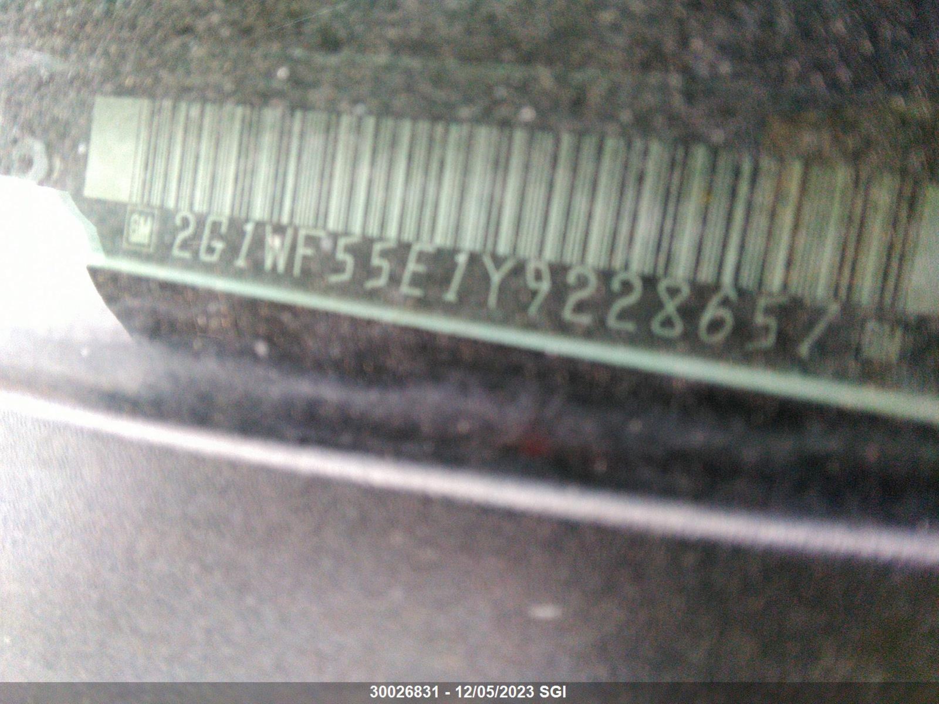 Photo 8 VIN: 2G1WF55E1Y9228657 - CHEVROLET IMPALA 